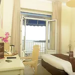 Cerise - Le Grand De La Hotel
