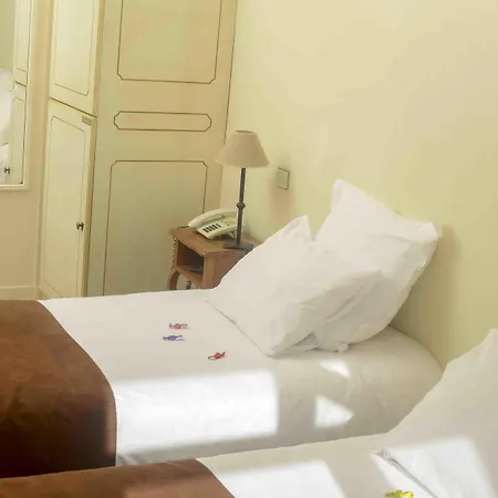 Отель Cerise - Le Grand De La 3*