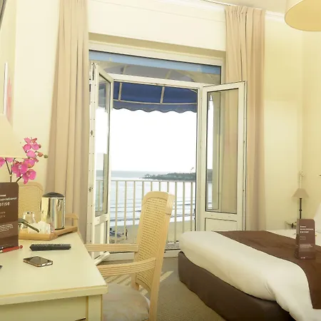 Cerise - Le Grand De La Отель