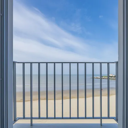 Cerise - Le Grand De La 酒店