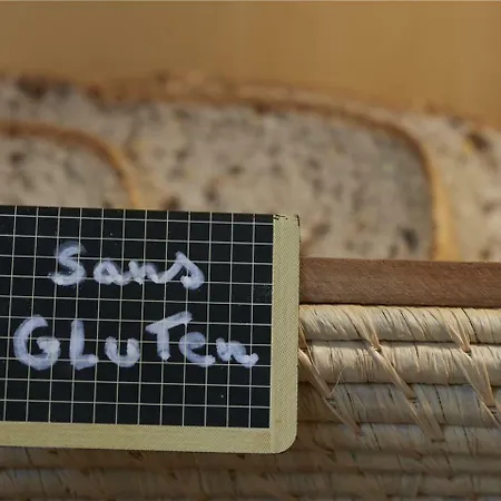 Cerise - Le Grand De La 3*