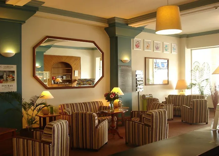 Hotel Cerise - Le Grand De La 3*