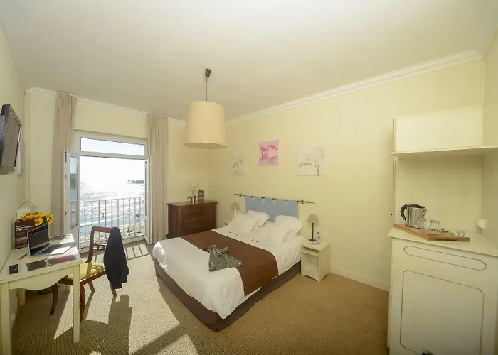 ホテル Cerise - Le Grand De La ロワイヤン