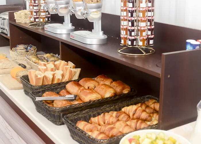 Hotel Cerise - Le Grand De La 3*