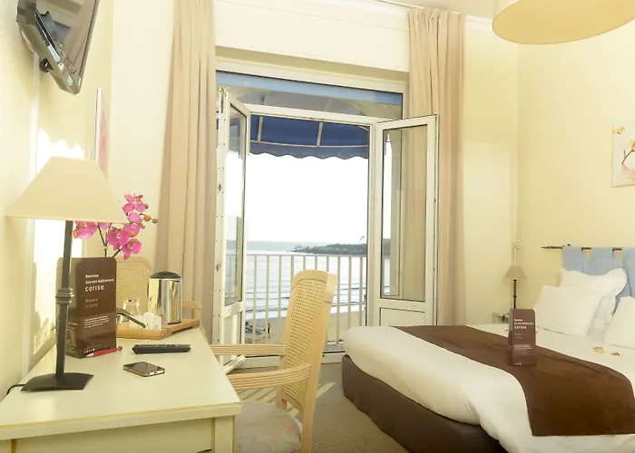 Cerise - Le Grand De La Hotel