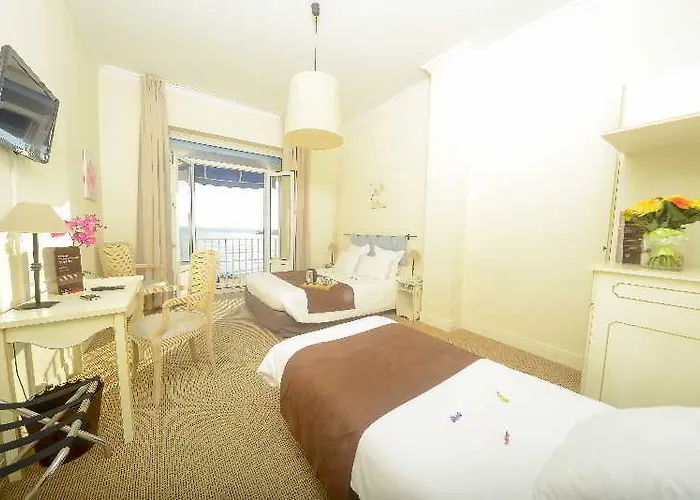 Hotel Cerise - Le Grand De La Royan